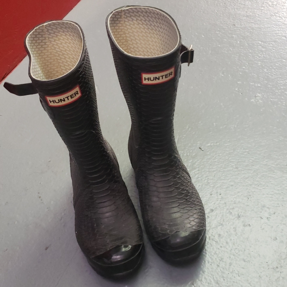 Rain boot